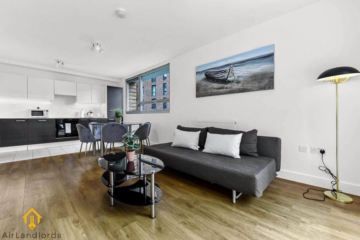 Exclusive 3 Bed 3Bath Penthouse Near Canary Wharf London Exterior photo